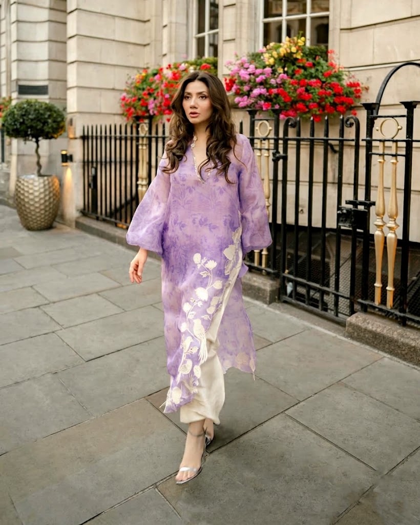 The Divine Luxury Pret Formal