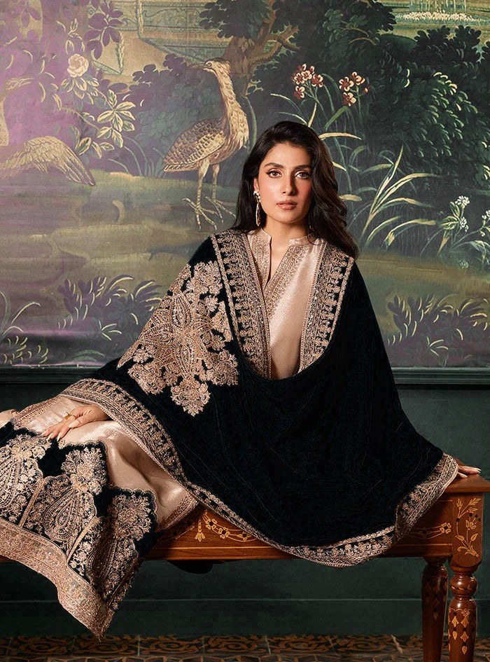 The Opulent Velvet Festive Wedding